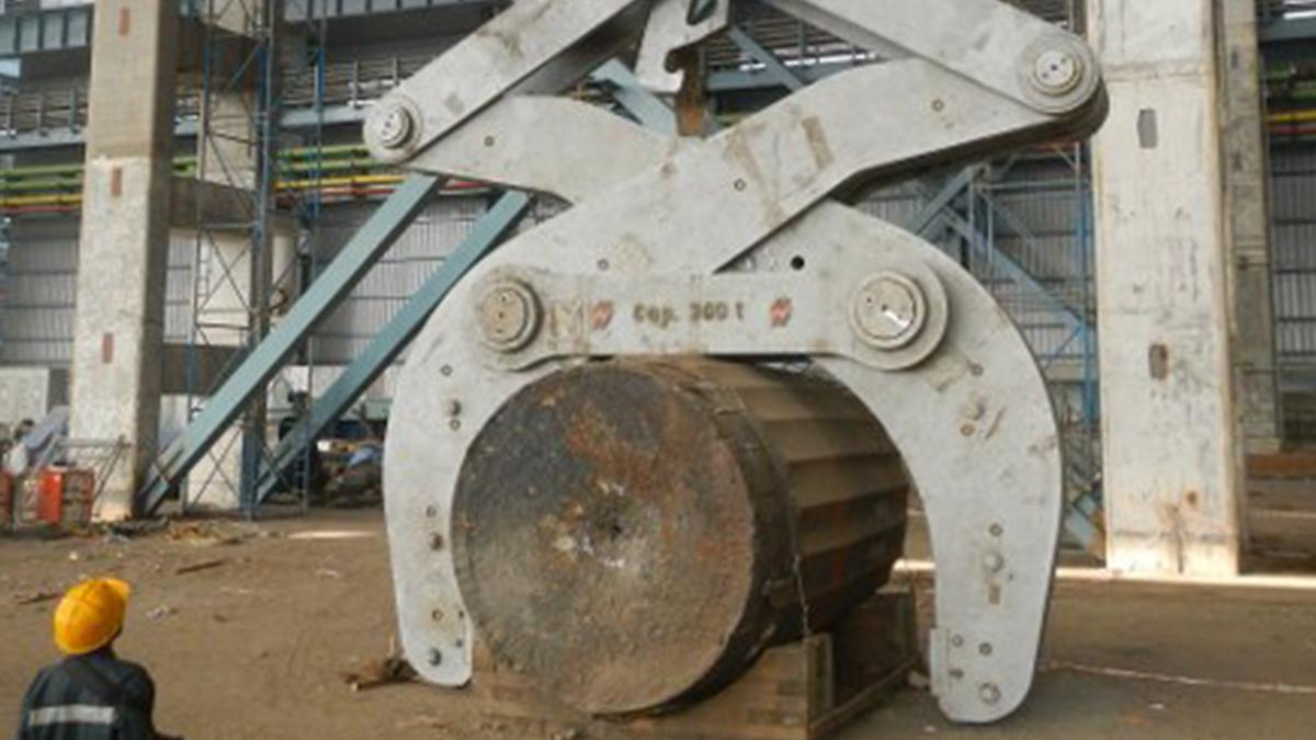 Easy rolling crane and jib crane